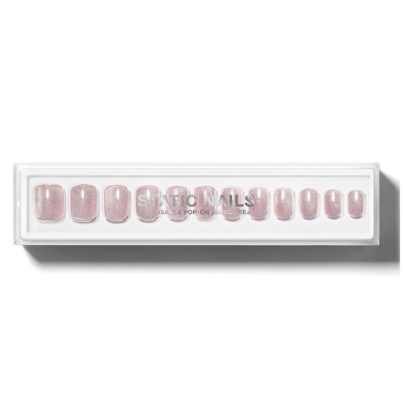 Set of 2 Static Nails in Curved Round French and Velvet Pink Square - Picture 2 of 8